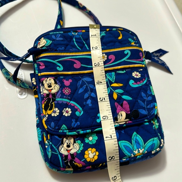 Vera Bradley/Disney Parks Cross Body bag & Attachable Change Purse **CLEAN** - Picture 3 of 9